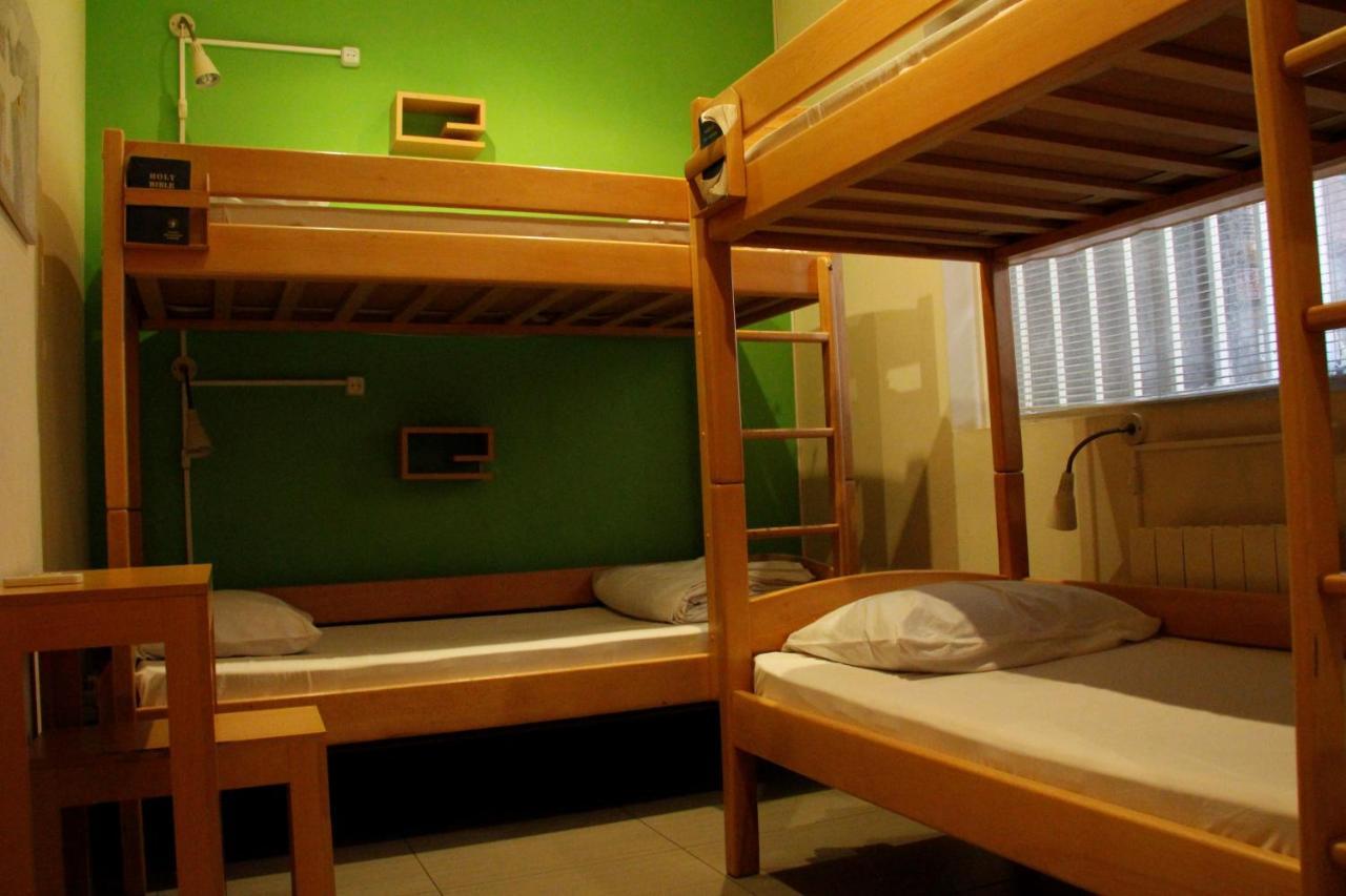 Envoy Hostel & Tours Erevan Esterno foto